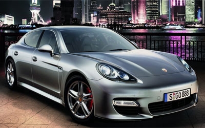 Porsche pictured in the original Jacksonville auto body website
